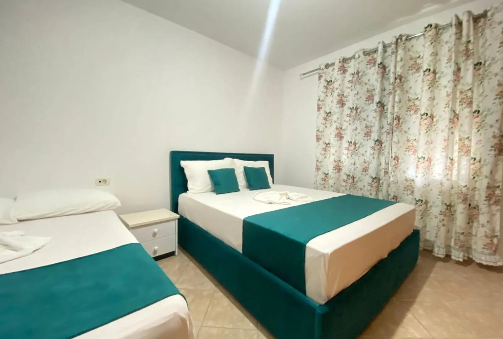 Joan Apartment Himare 0*,